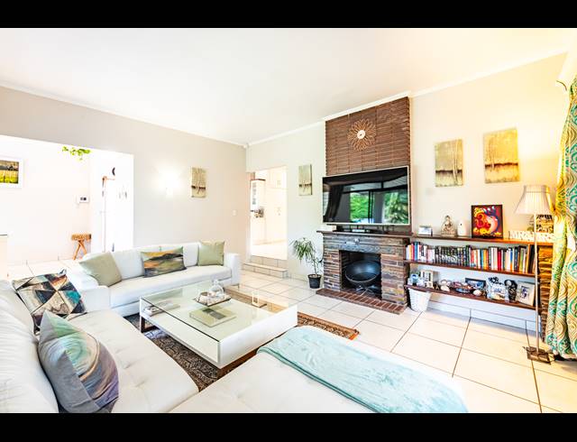 4 BEDROOM FREEHOLD TO LET IN WESTVILLE